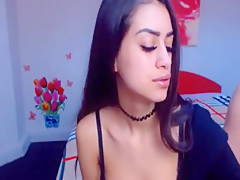 Hot cam babe loves getting fucked on cam