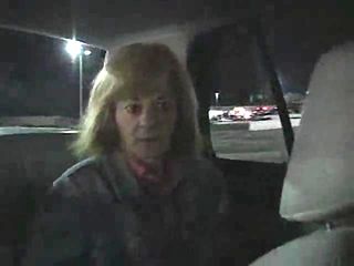 Mature Prostitute banged at Parking Lot

