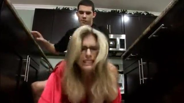 
								Son gives mom a breakfast creampie
			